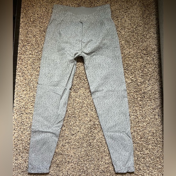 Fabletics - Picture 2 of 2